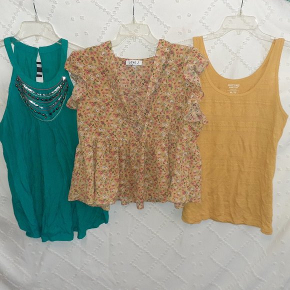 3/$15 LOT OF 3 TOPS SLEEVELESS EMBELLISHED TUNIC FLORAL IZ BYER-WOMENS SIZE XL - Picture 1 of 4